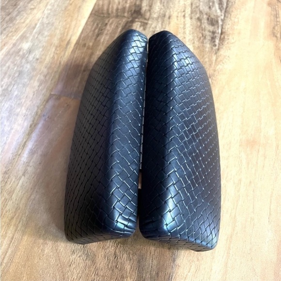 2/$30 Cole Haan Eyeglasses Faux Leather Basket Weave Hard Clamshell Case - Picture 4 of 5